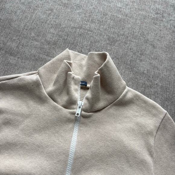 Brandy Melville Cotton Cream Cropped Zip Jacket - Picture 2 of 5